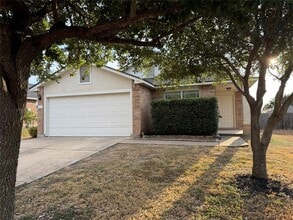 Building Photo - 1015 Remington Dr