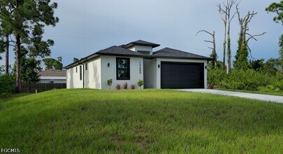 Building Photo - 13480 Drysdale Ave