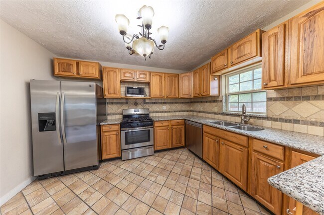 Foto del edificio - 1229 W 21st St