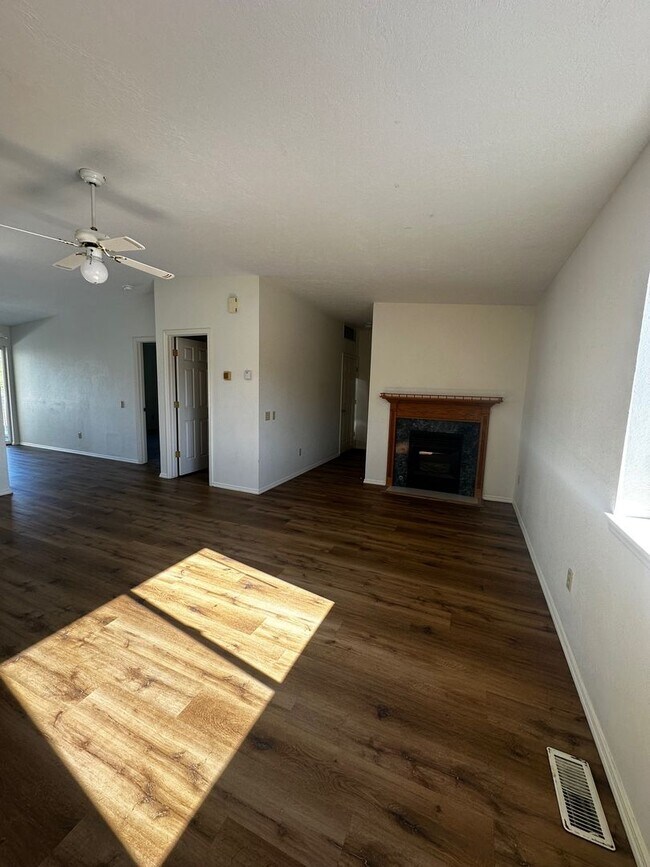 Foto del edificio - 43 N 25th Ave