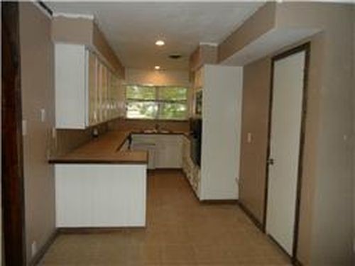 Foto del edificio - 26318 Dobbin Hufsmith Rd