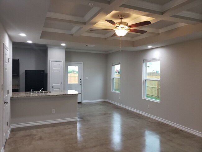Foto del edificio - Town home for rent