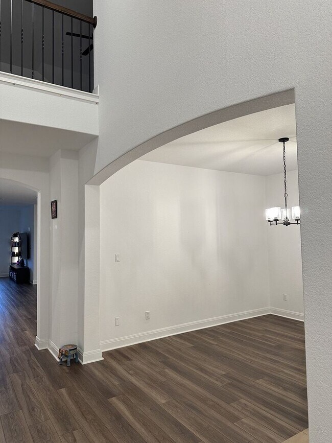 Foto del edificio - 240 Canyoncrest Wy