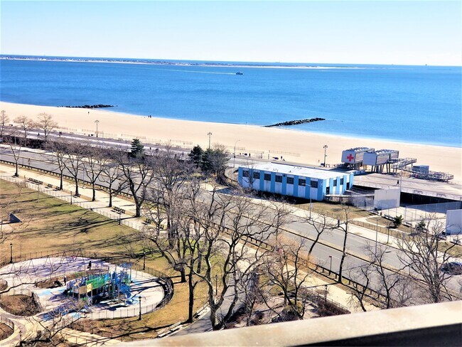 Foto del edificio - 501 Surf Ave