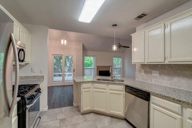 Building Photo - 13030 Staton Dr. Austin, TX 78727