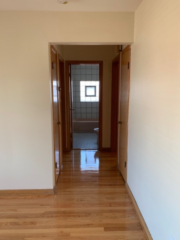 Building Photo - 3500 S Oak Park Ave