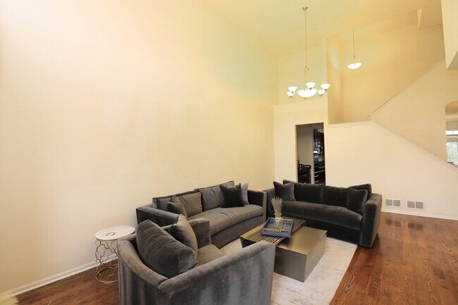 Foto del edificio - 748 Samson Way