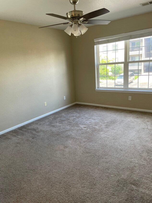 2551 W 24th St Unit B5, Greeley, CO 80634 Condo for Rent in Greeley