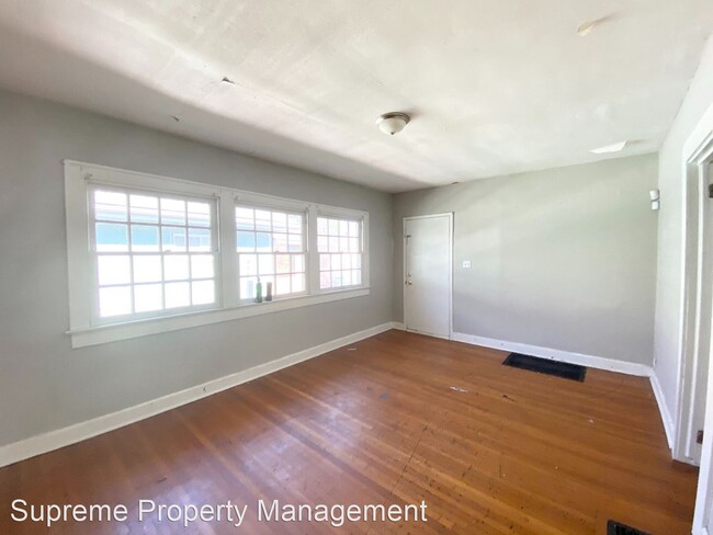 Building Photo - 2 br, 1 bath House - 956 N Kealing Ave