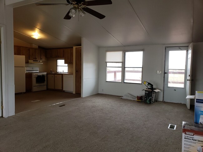 Building Photo - 3 Bedroom Ranch with Convenient Falcon/Pey...