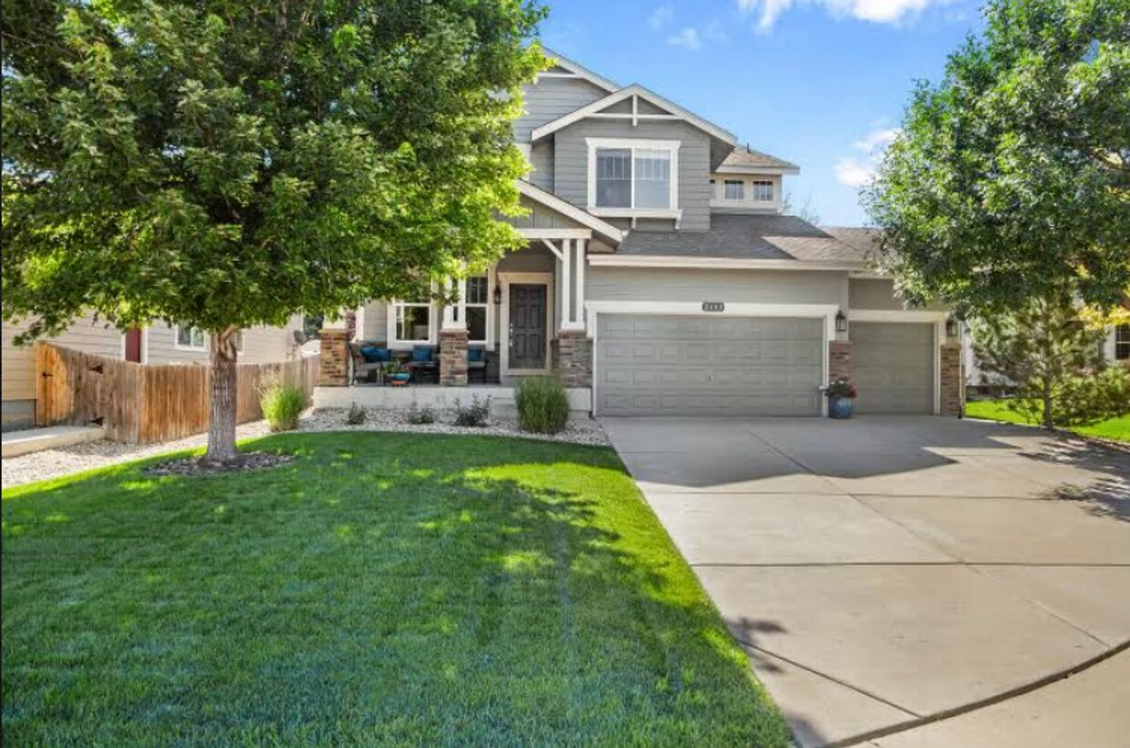 Foto principal - Spacious 4 Bed, 3 Bath House in Johnstown!