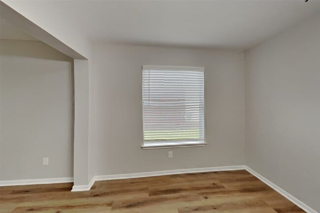 Building Photo - 3515 Colmar Way