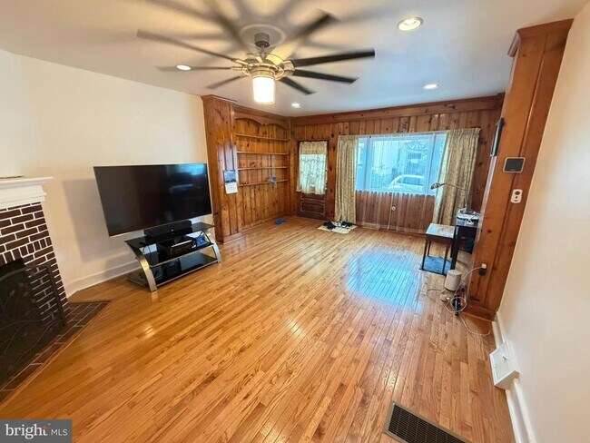 Foto del edificio - 1535 Willow St