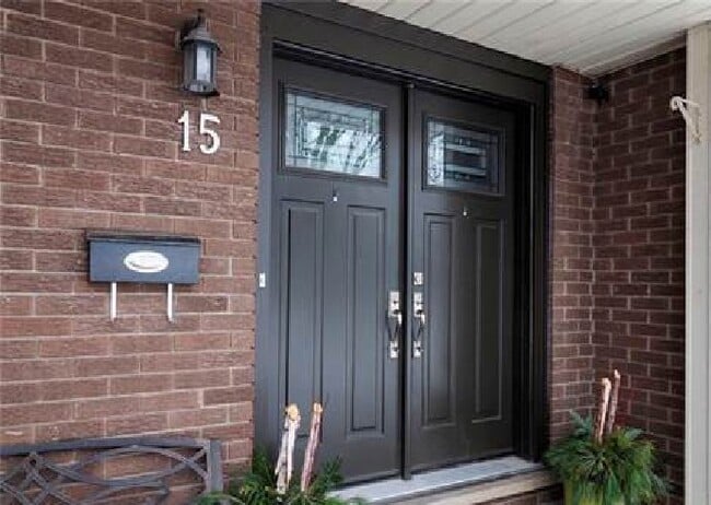 Building Photo - 15 Harwood Rd