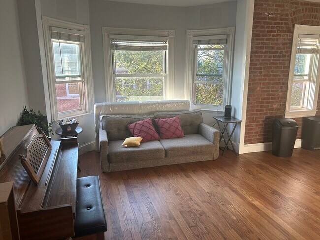 Foto del edificio - 495 Broadway