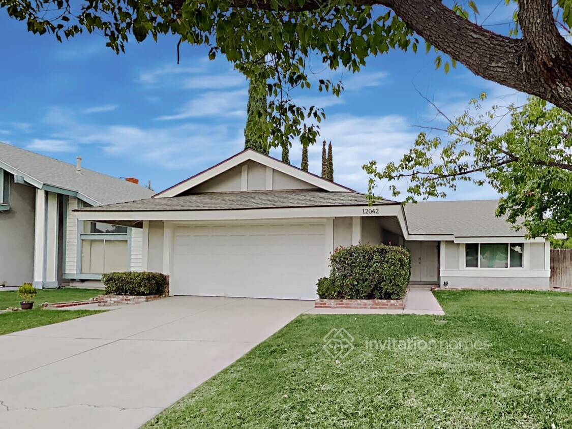 Primary Photo - 12042 Odessa Dr