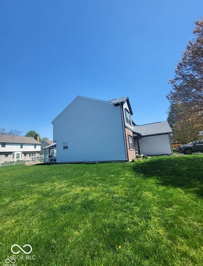 Foto del edificio - 4344 Teakwood Ln