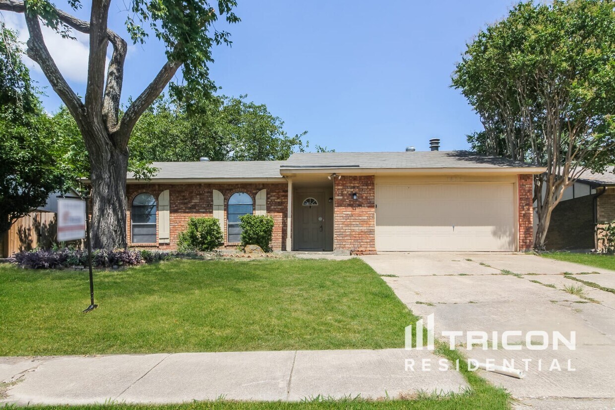 Foto principal - 3833 O'Hare Dr