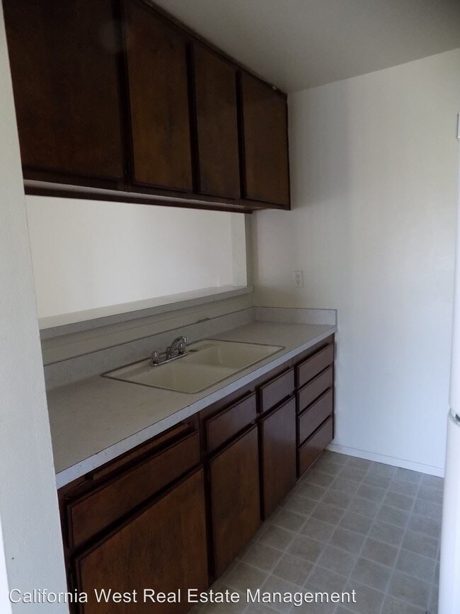 Building Photo - 3175 Camellia Ct