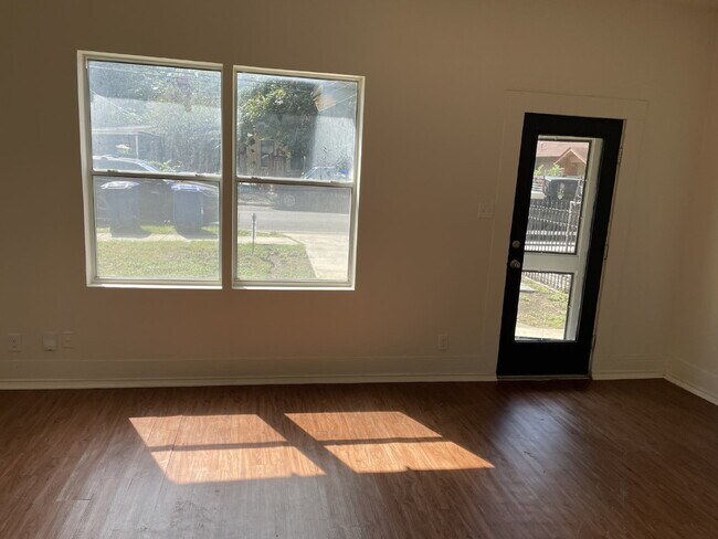 Building Photo - Duplex Dream on the Inner West Side