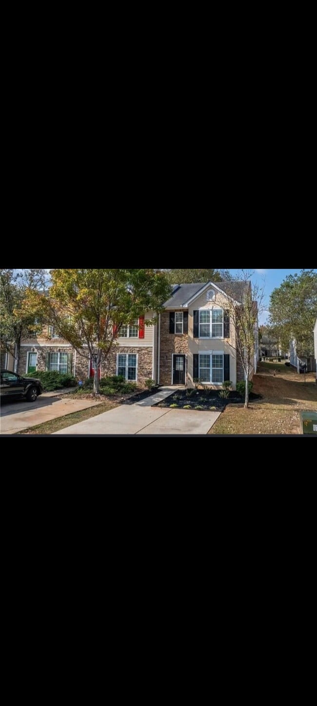 Building Photo - 11435 South Grove Dr