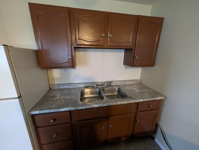 Foto del edificio - 1003 S Pittenger Rd