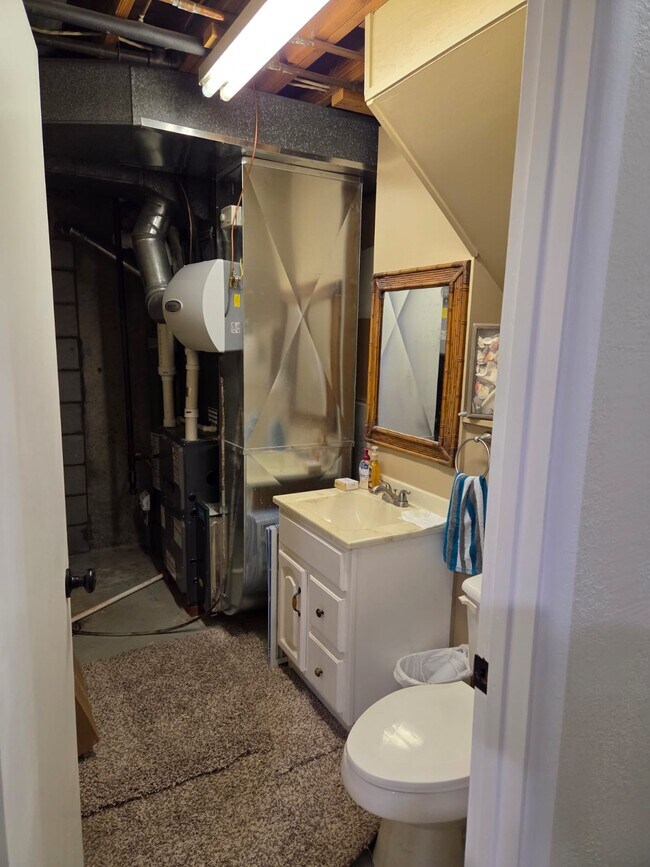Foto del edificio - 18706 E 28 St S, Independence, MO 64057