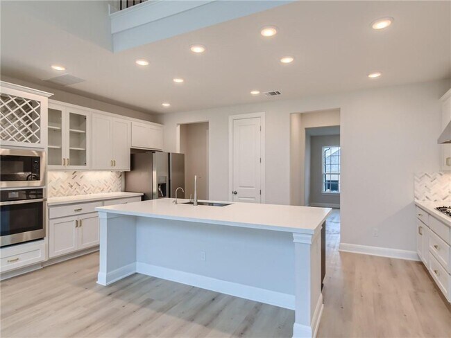 Building Photo - 159 Fireside Rd
