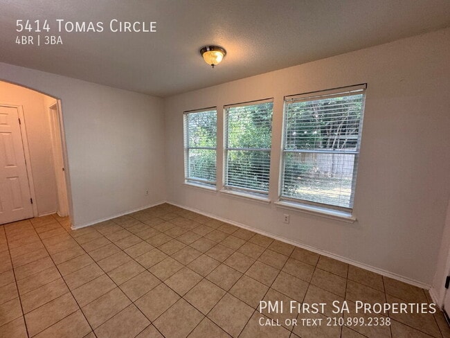 Building Photo - 5414 Tomas Cir.