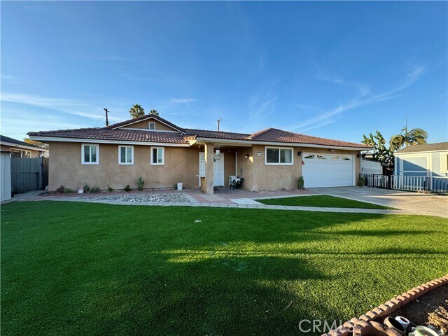 Building Photo - 809 Hartview Ave