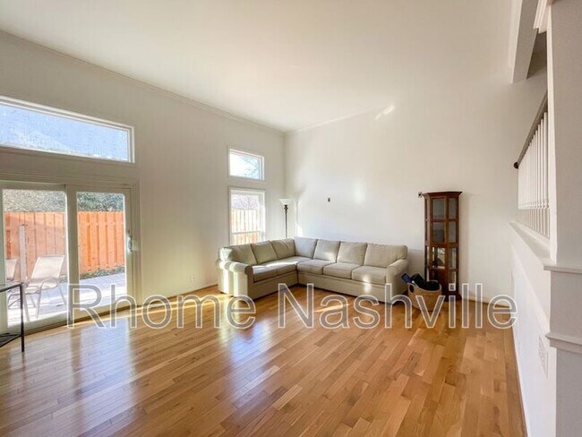 Foto del edificio - 401 Bowling Ave