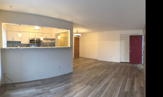 Building Photo - MARGO MANOR-1260