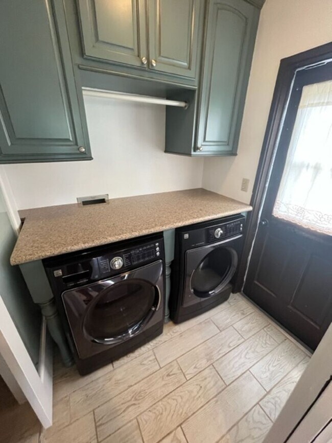 Foto del edificio - PET FRIENDLY and upgraded spacious home at the top of Makakilo.