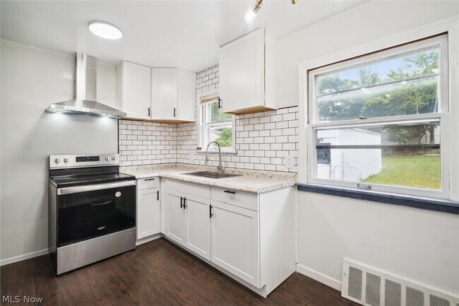 Foto del edificio - 5359 West Blvd