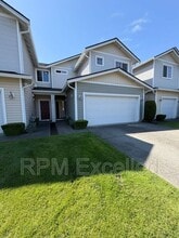 Building Photo - 1462 51st Pl NE