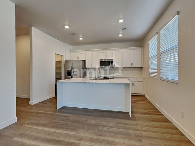 Foto del edificio - 20177 W Thomas Rd