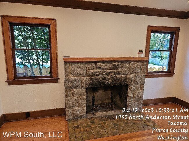 Foto del edificio - 3 br, 3 bath House - 1930 N Anderson Street