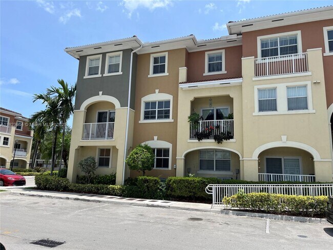 Foto del edificio - 10800 NW 88th Terrace