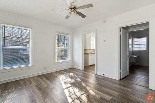 Foto del edificio - 1307 Durham Ave