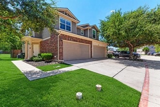 Building Photo - 14416 Lewis Carroll Ln
