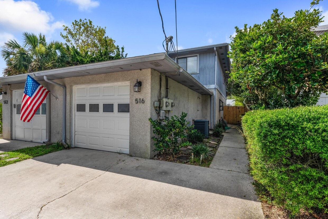 516 10th Ave S, Jacksonville Beach, FL 32250 Townhome Rentals in Jacksonville Beach FL