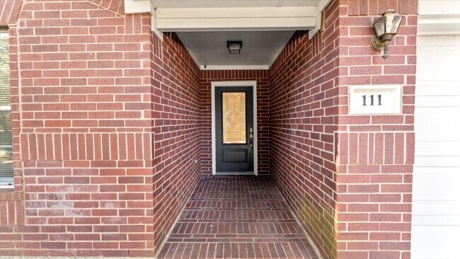 Building Photo - 111 N Misty Dawn Dr
