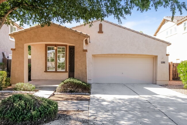 Building Photo - 2044 S Heron Ln