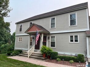 Building Photo - 124 Colonial Hill Dr