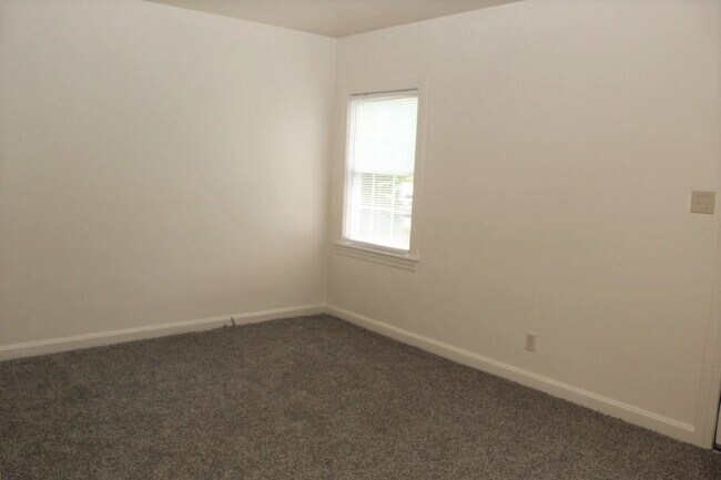 Foto del edificio - 1216 S Boeke Rd