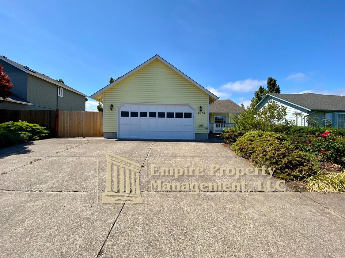 2055 Bonnie Ln, Springfield, OR 97477 House Rental in Springfield, OR