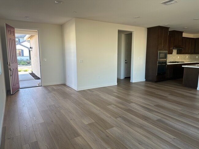 Building Photo - 5481 Dunnigan Hills Ln