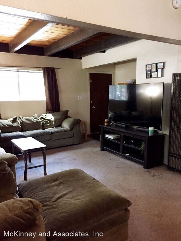 1135 Wildwood Ave Unit 02, South Lake Tahoe, CA 96150 Apartment for