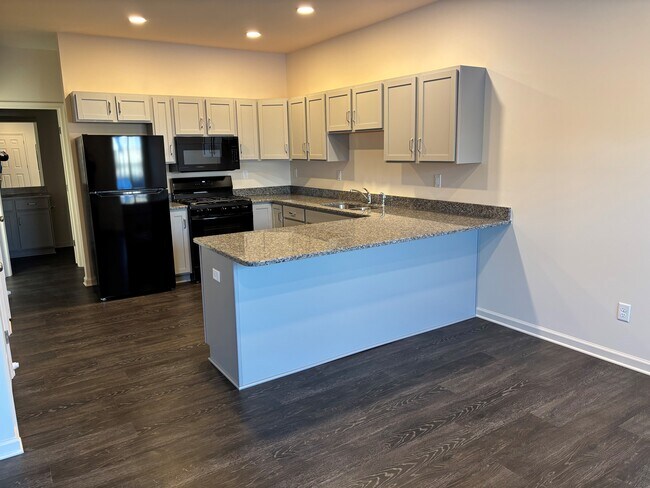Building Photo - 2737 Blue Field Dr