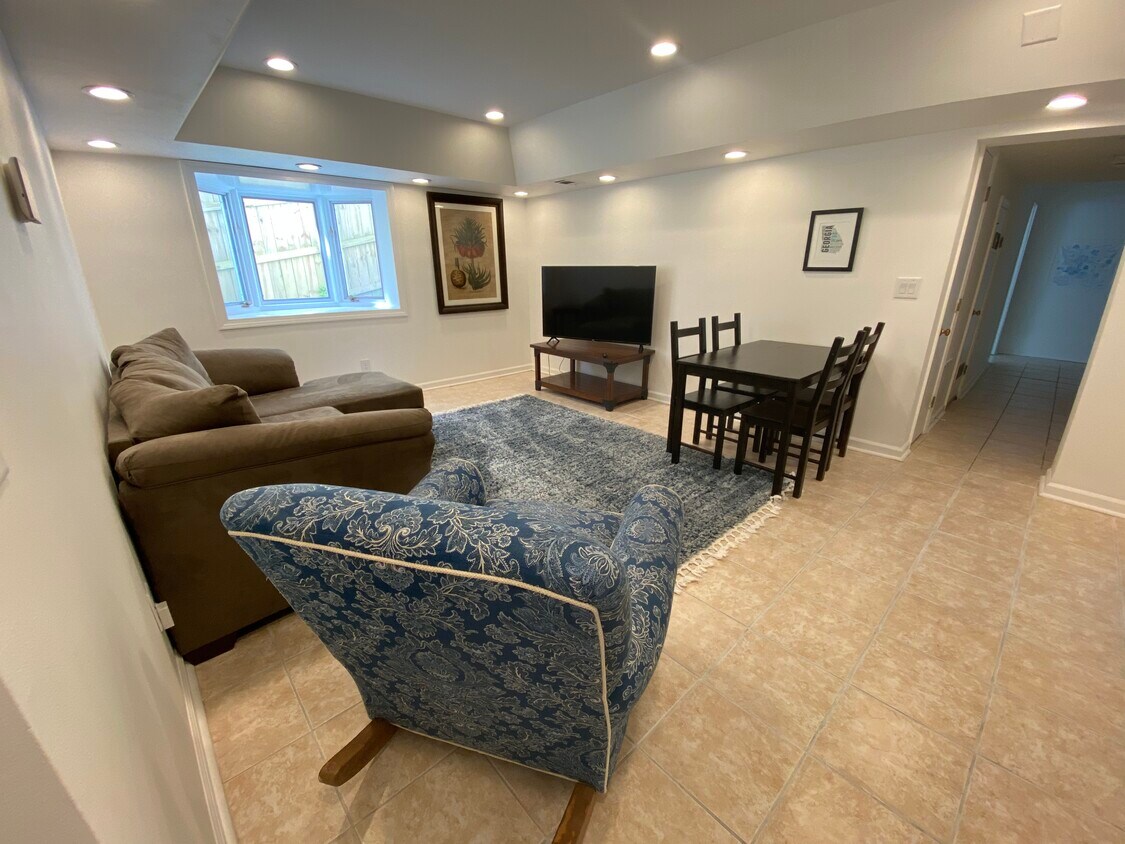 2675 Acorn Ave NE Unit Basement, Atlanta, GA 30305 Apartments in